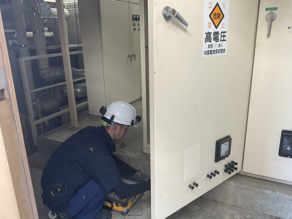 高圧受電設備（キュービクル）